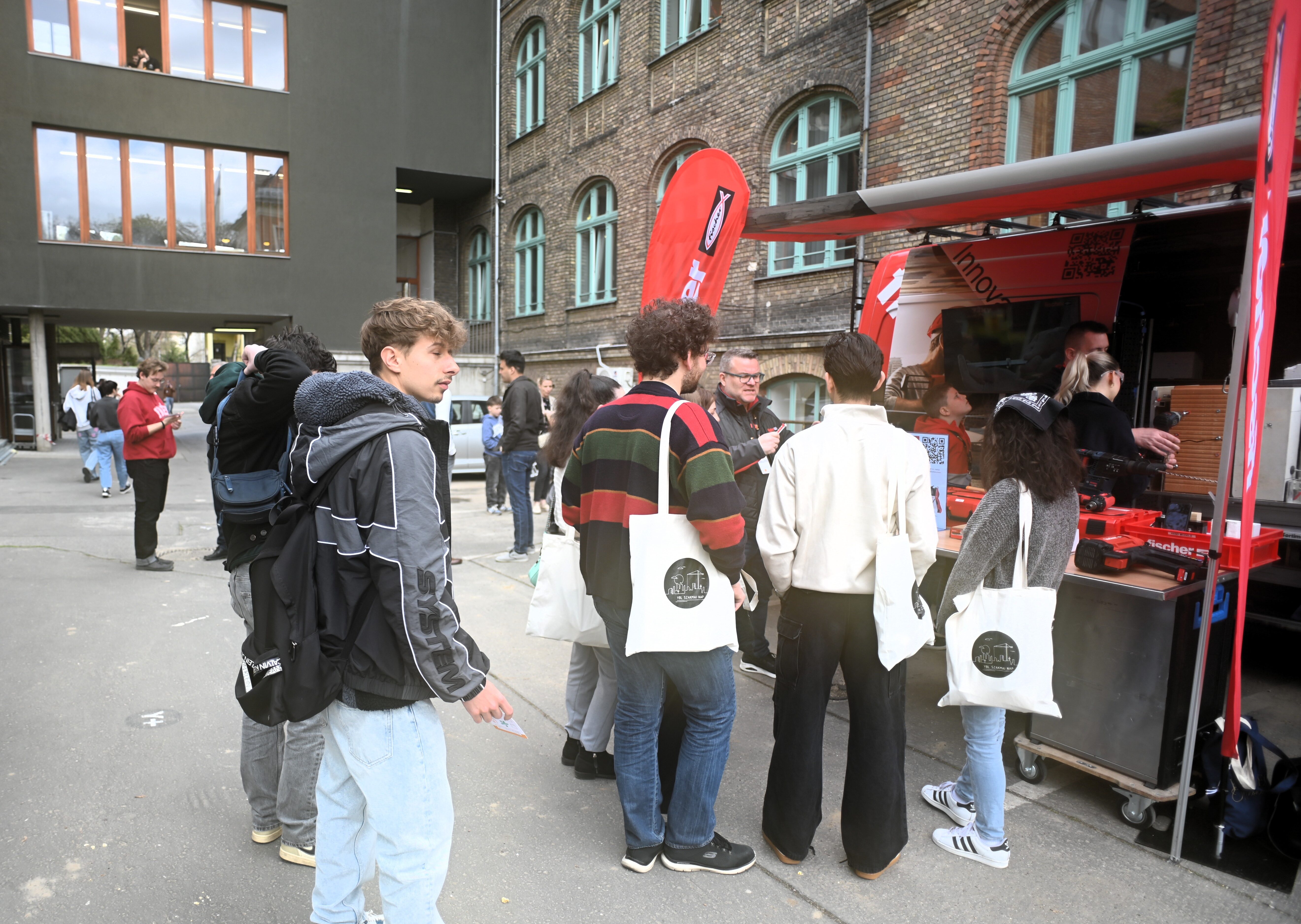 © Ybl Miklós Építéstudományi Kar